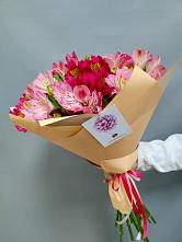 Букет цветов из:  Альстромерии в Высоком Мурманская область
