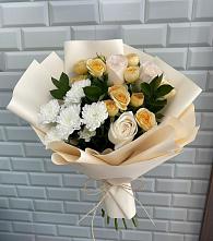 Букет цветов из:  Розы и Хризантемы в Высоком Мурманская область