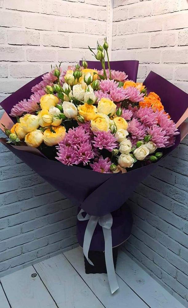 Букет цветов из: Хризантемы и Розы в Высоком Мурманская область