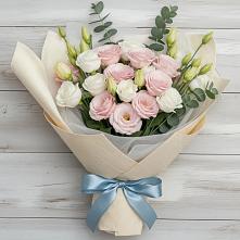 Букет цветов из:  Лизиантусы в Высоком Мурманская область