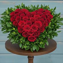 Цветочная композиция из Розы в виде сердца в Высоком Мурманская область