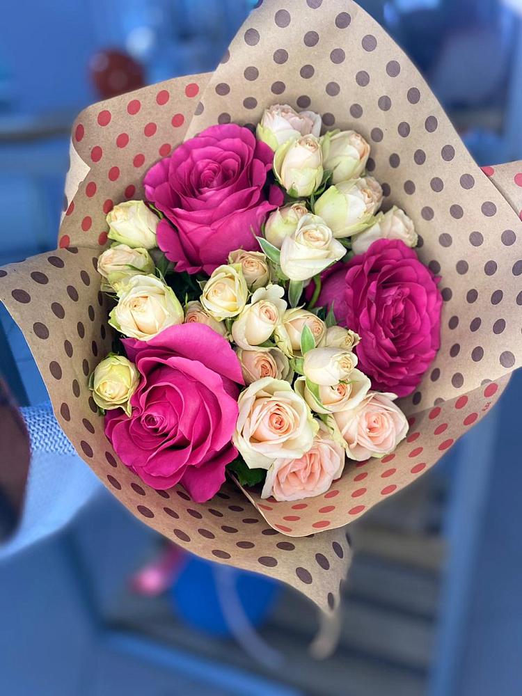 Букет цветов из: Розы в Высоком Мурманская область