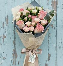 Букет цветов из:  Розы #REPLACE_PRED# Высоком Мурманская область