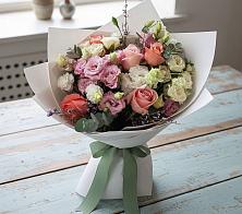 Букет цветов из:  Розы, Лизиантусы и Гвоздики в Высоком Мурманская область