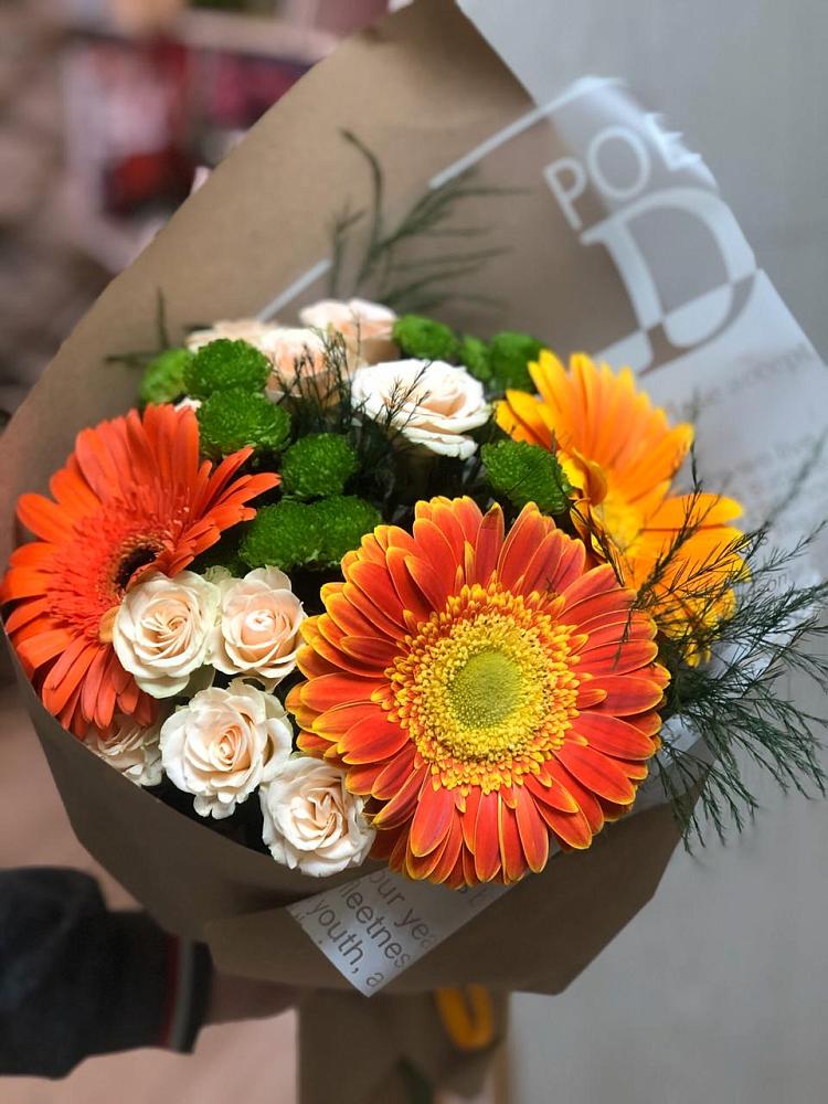 Букет цветов из: Герберы, Хризантемы и Розы в Высоком Мурманская область
