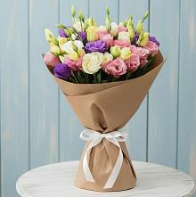 Букет цветов из:  Лизиантусы в Высоком Мурманская область