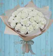 Букет цветов из:  Гвоздики в Высоком Мурманская область