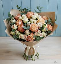 Букет цветов из:  Альстромерии и Розы в Высоком Мурманская область